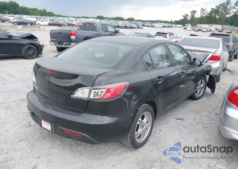 2011 Mazda Mazda3 I Sport z USA, uszkodzony, nr VIN JM1BL1UF2B1366558